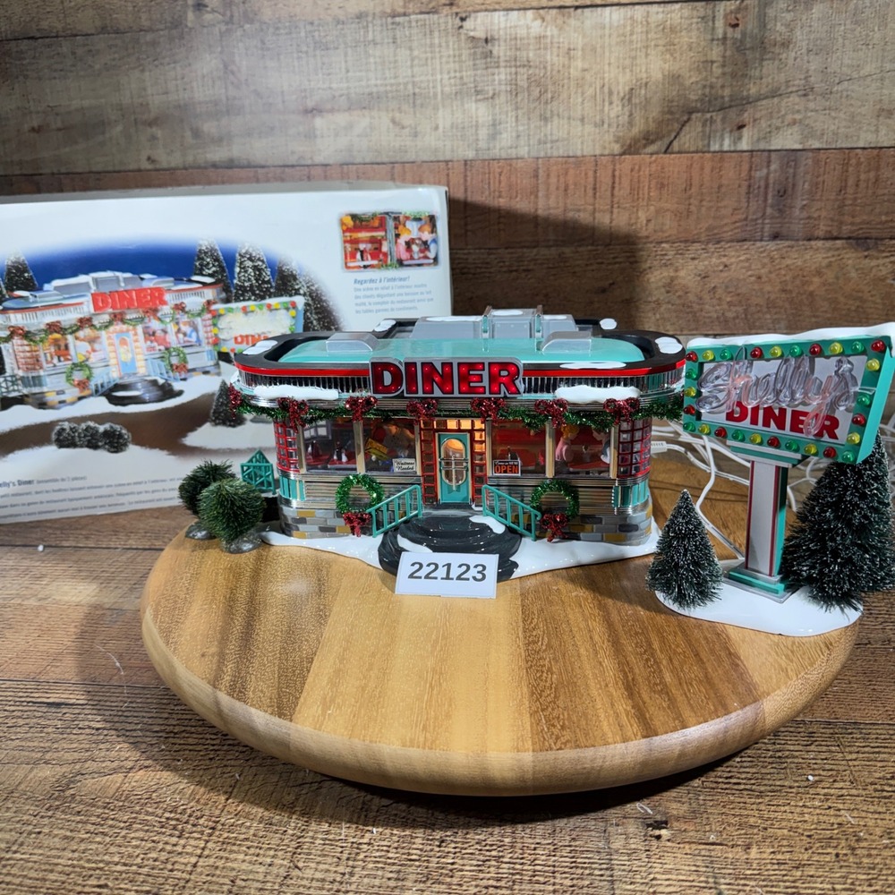 Department 56 Shelly's Diner Snow Village 56.55008 Lighted Retro 2 Piece Set